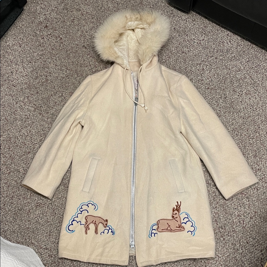 Vintage 100% Wool Cream Jacket With Real Furhood And Embroidered Reindeer Design